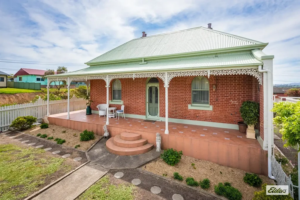 Bega 3 Bedroom OLD WORLD CHARM