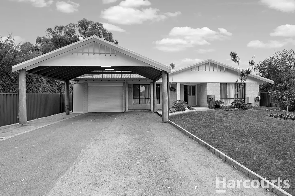 Halls Head 4कमरा UNDER OFFER by Team Goodwin - Anyone for a Game of Golf!!
