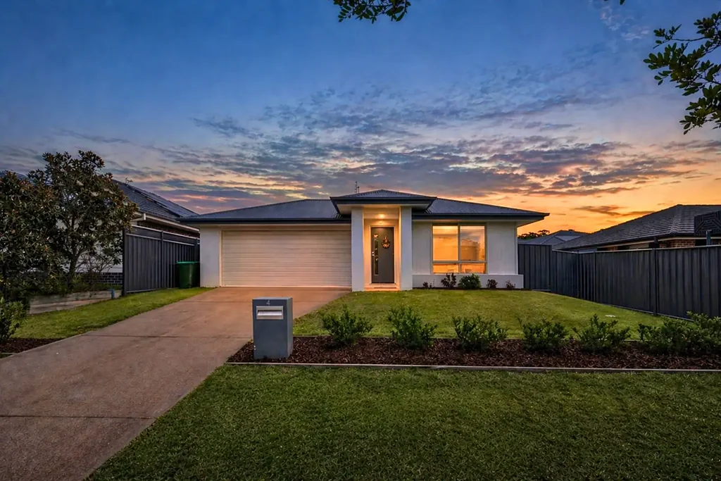 4 Rockpool Avenue, Sandy Beach, NSW 2456