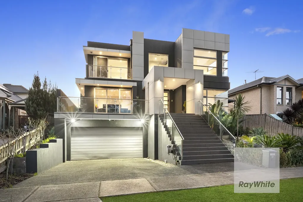 Mill Park 5બેડરૂમ Parkside Family Living in the Prestigious Rivergum Estate