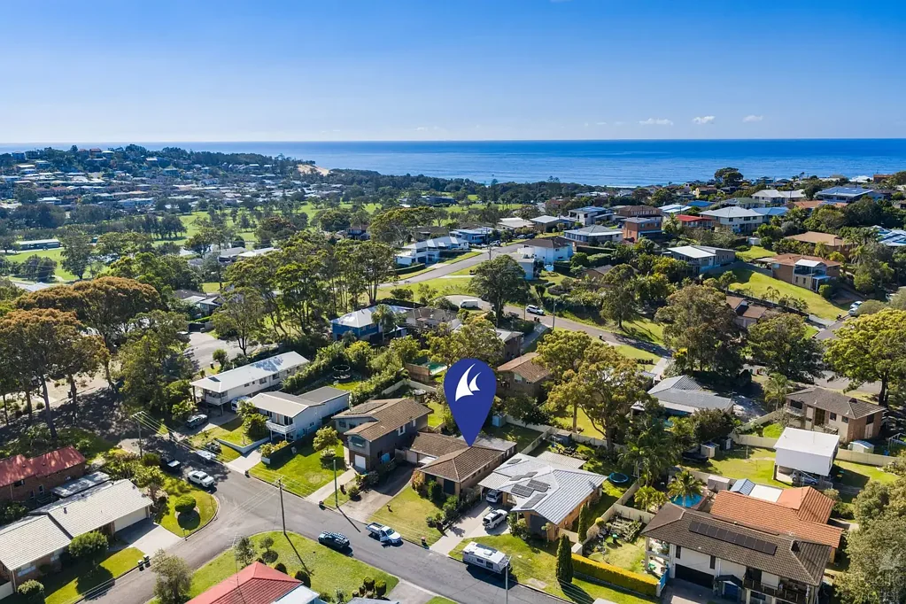Forster 3બેડરૂમ Space, Potential and a Handy Forster Location