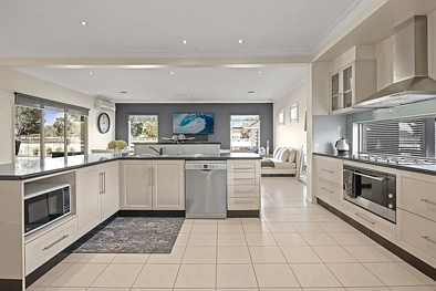 ਰਸੋਈ - 634 Stumpy Gully Road, Tuerong, VIC 3915