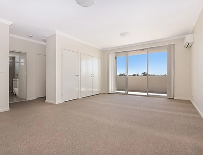 33/1-9 Florence Street, Wentworthville, Parramatta (Northwest suburbs), 2 कमरे, 2 बाथरूम, Apartment