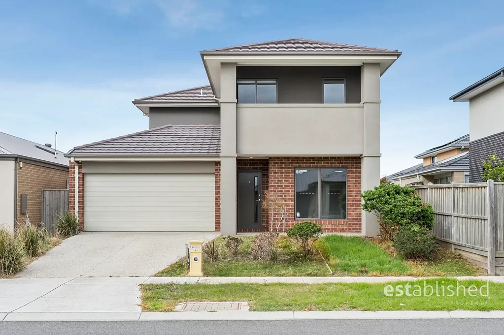 4 Bayrise Road, Point Cook, VIC 3030