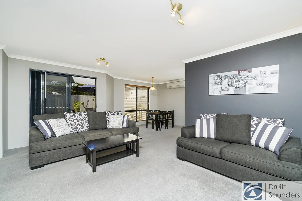 2/4 Park Way, Innaloo, WA 6018