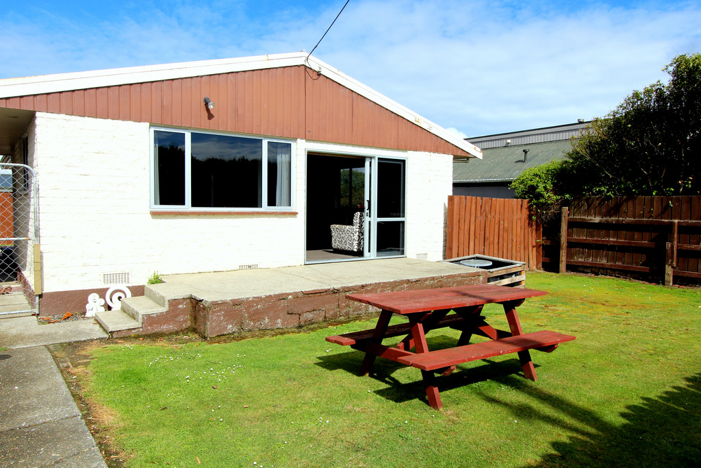 17 Humber Street, Clifton, Invercargill, 3 Bedrooms, 1 Bathrooms