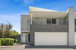 8/2 Louvre Way, Baldivis