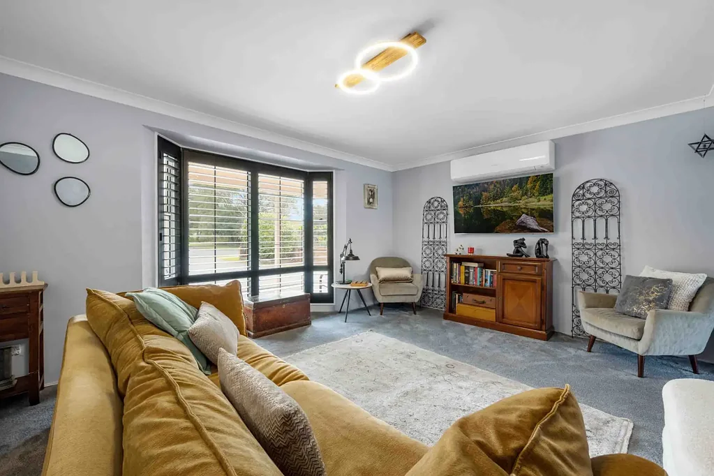Shoalhaven Heads 5 Bedroom Spacious Family Home with Pool, Solar & Prime Location