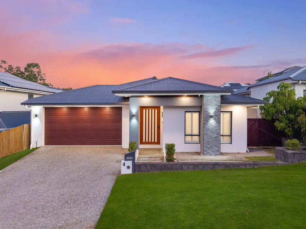 4 Kippen Close, Spring Mountain, QLD 4300