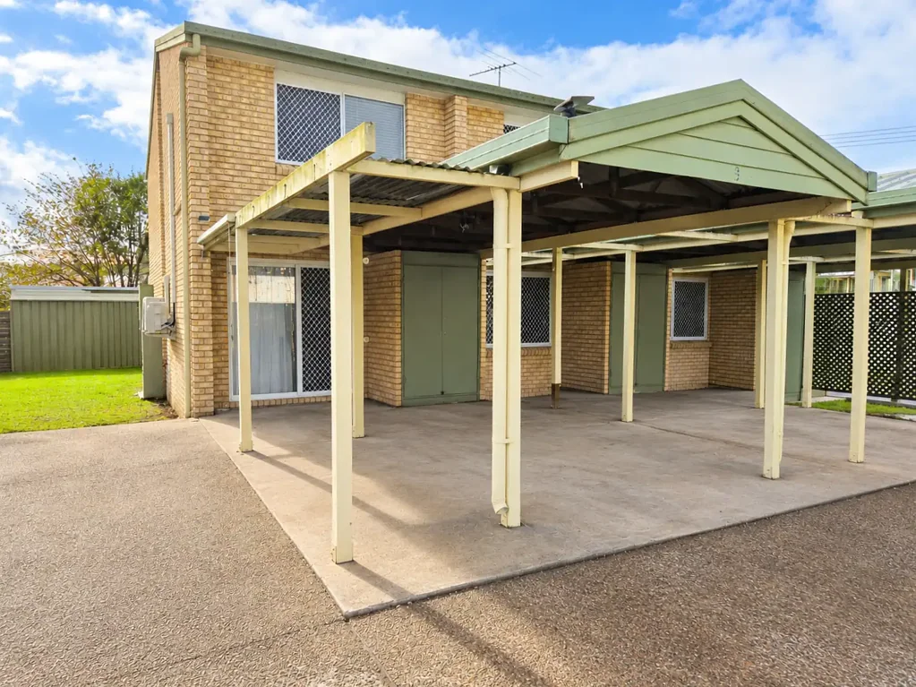 Bundamba 2房 Bundamba中心地带，便利且低维护的生活 Convenient, Low Maintenance Living in the Heart of Bundamba