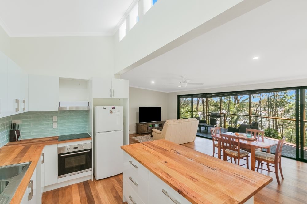 2 HILLCREST AV, TWEED HEADS SOUTH NSW 2486, 0 ห้องนอน, 0 ห้องน้ำ, House