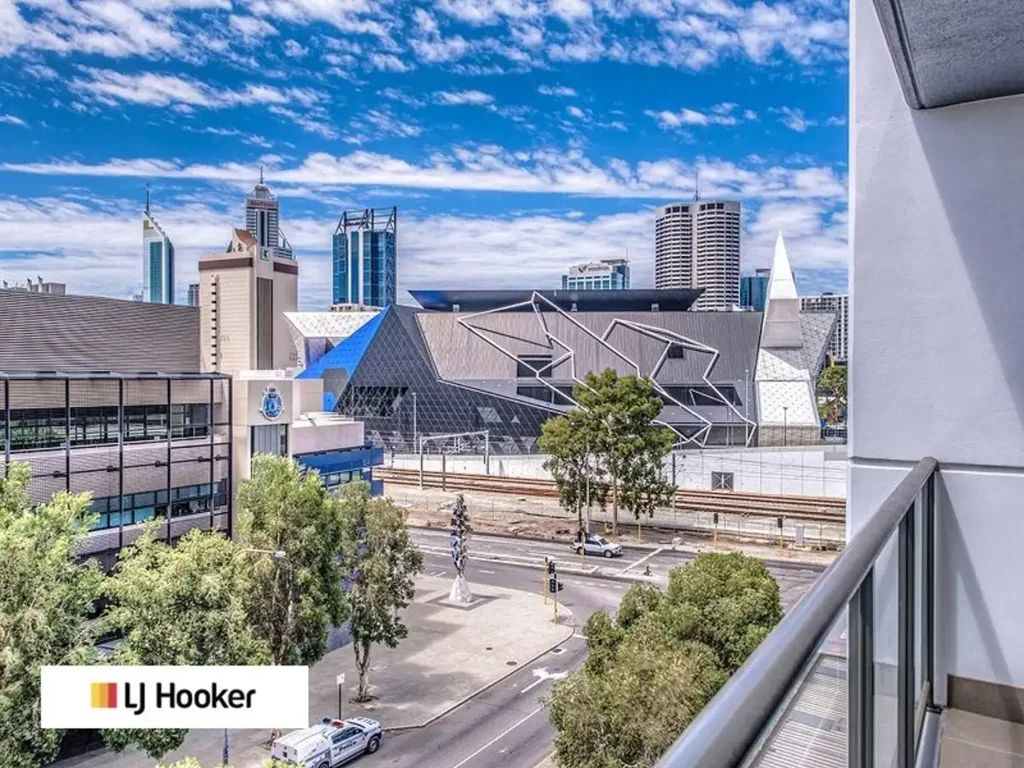 Outstanding Opportunity - Resort Living in the City !