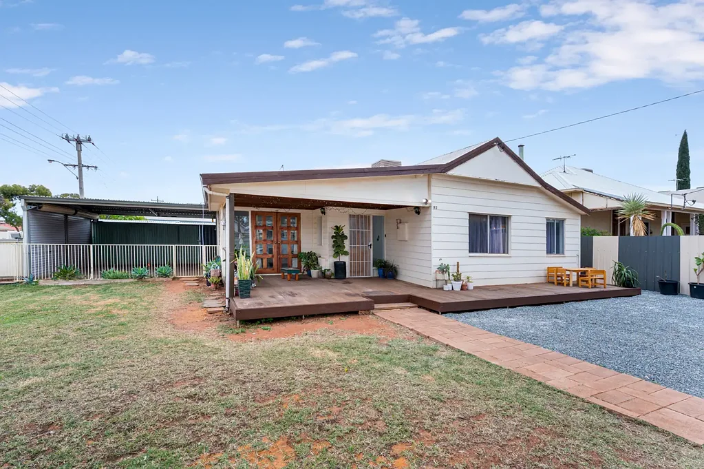 92 Ward Street, Lamington, WA 6430