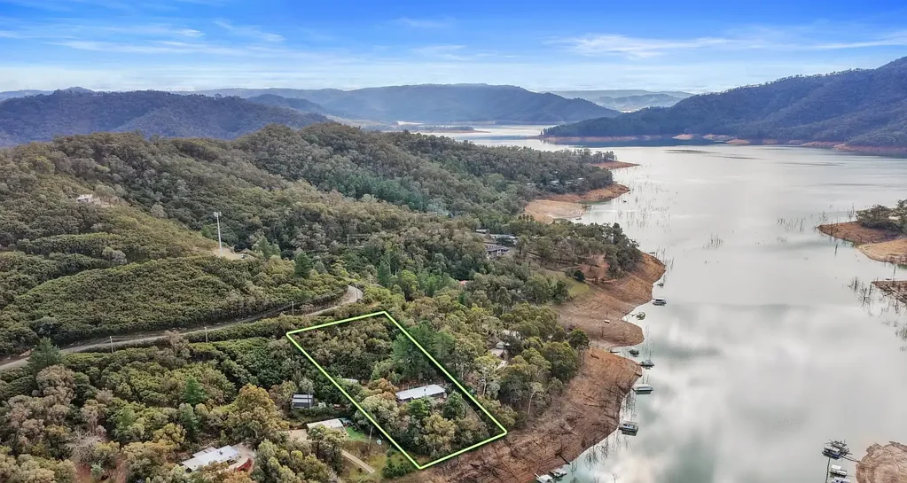 Taylor Bay 4ห้องนอน Waterfront Escape with Stunning Views!