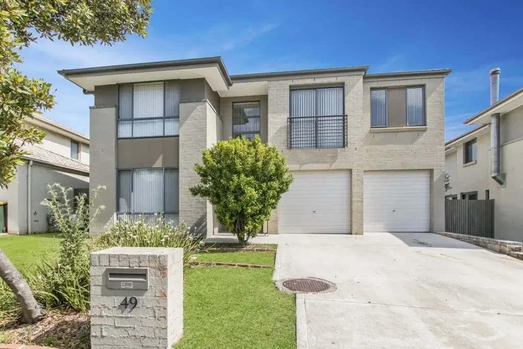 Spacious Family Living in a Sought-After Flinders Location