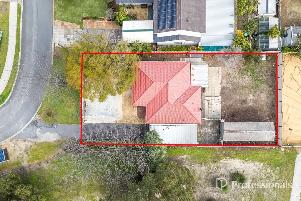 7 Hatfield Way, Girrawheen, WA 6064