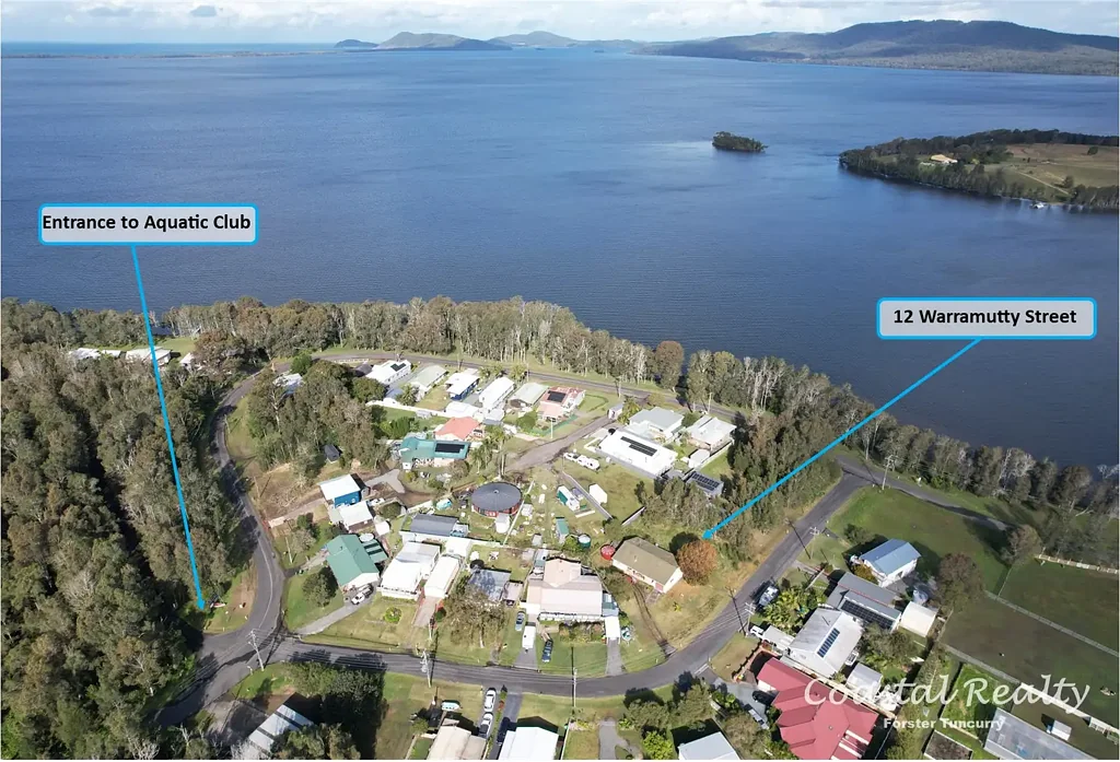 Coomba Park Level block only 120m walk to lakes edge