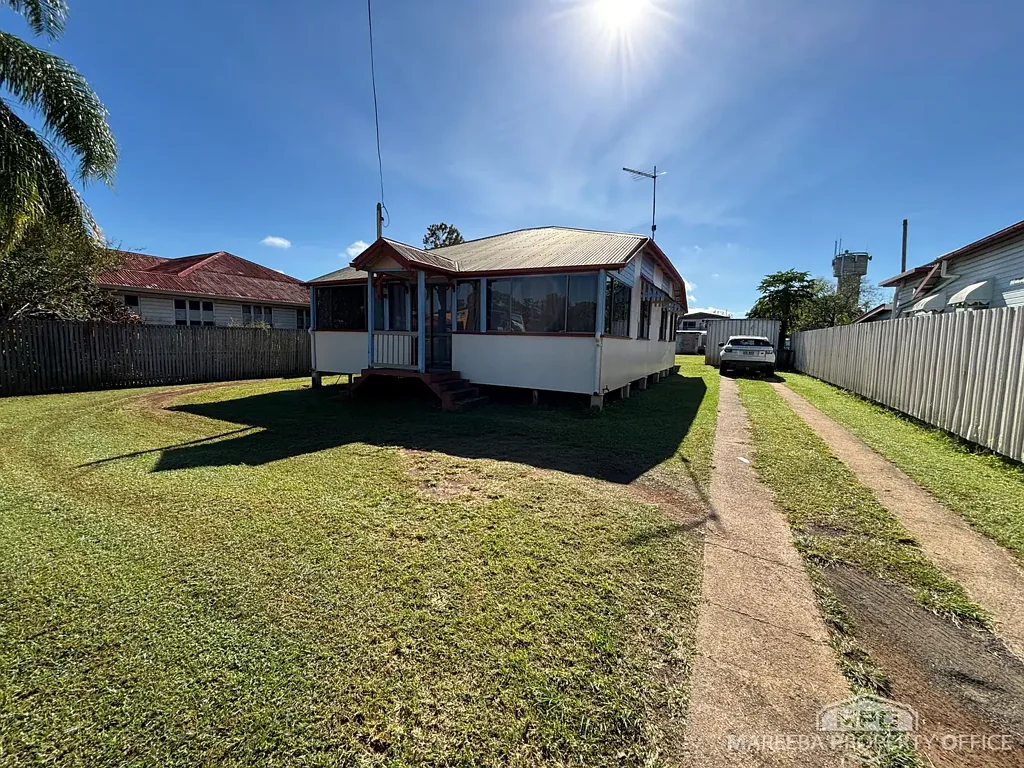 Mareeba 7房  RARE MAIN STREET COMMERCIAL OPPORTUNITY – TWO ADJOINING BLOCKS TOTALLING 2,024m²