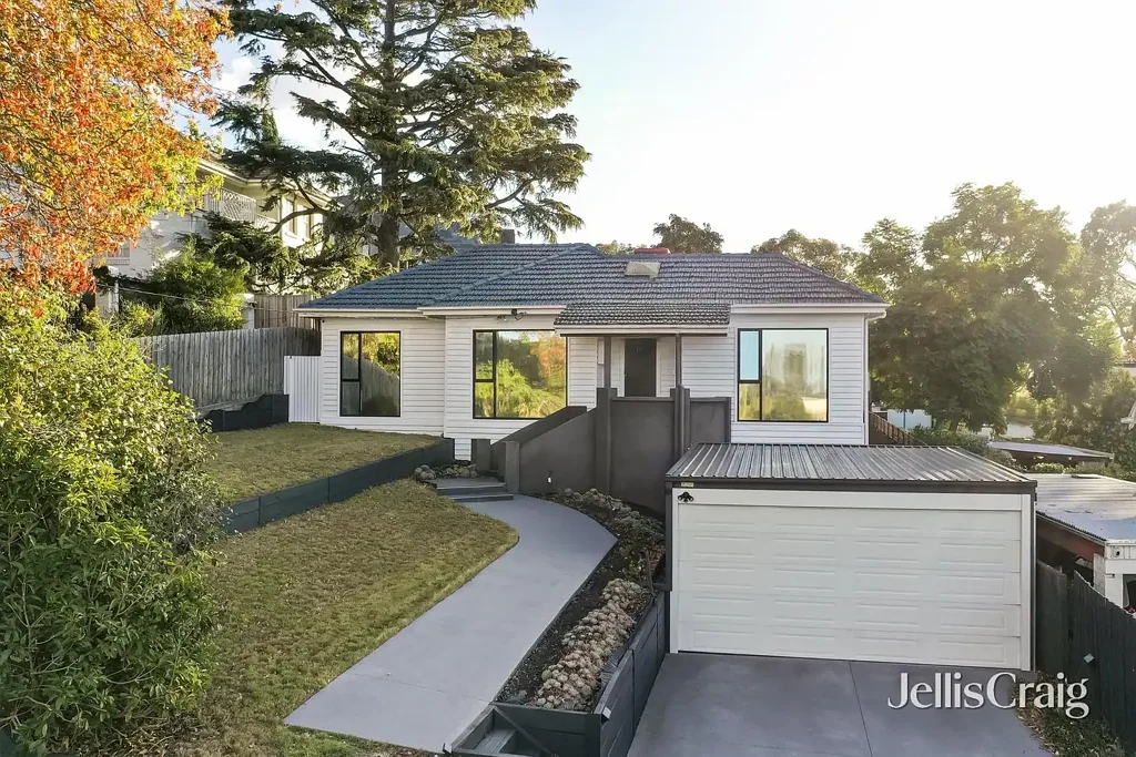 Eaglemont 4Kwarto Elegance, Refinement, And Spacious Single-Level Luxury
