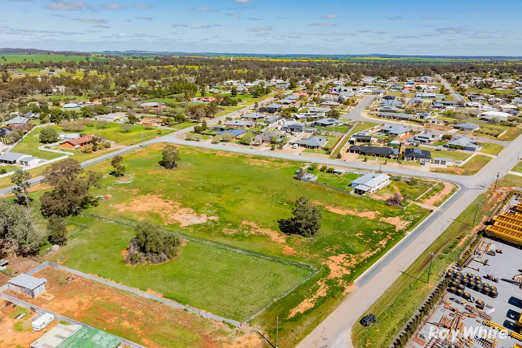 Coolamon Only 4 Lots Remaining!