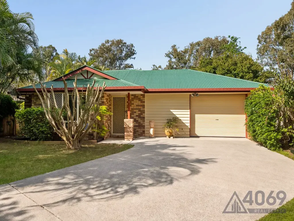 Moggill 4Kwarto Modern Family Living in a Peaceful Moggill Pocket