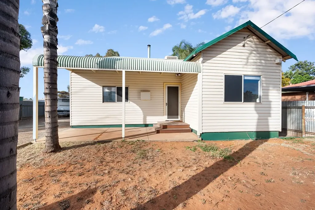88 North Terrace, Victory Heights, WA 6432