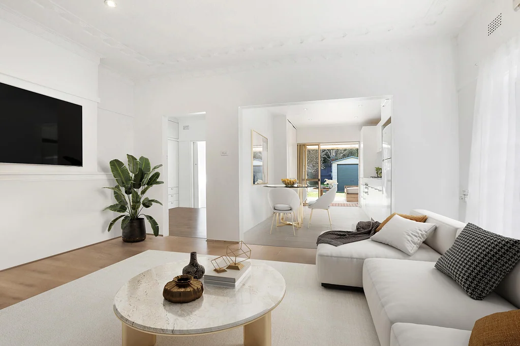 Charming home in a fantastic location, waiting for a long term tenant, pet friendly