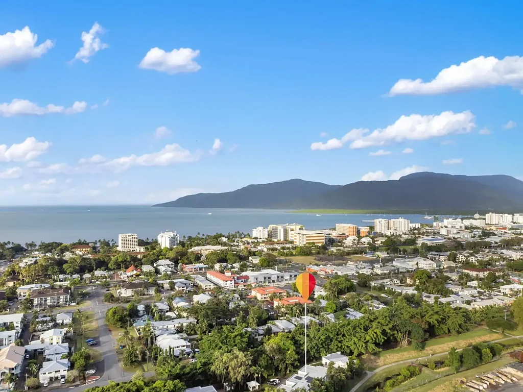 13/15-19 Thomas Street, Cairns North, QLD 4870