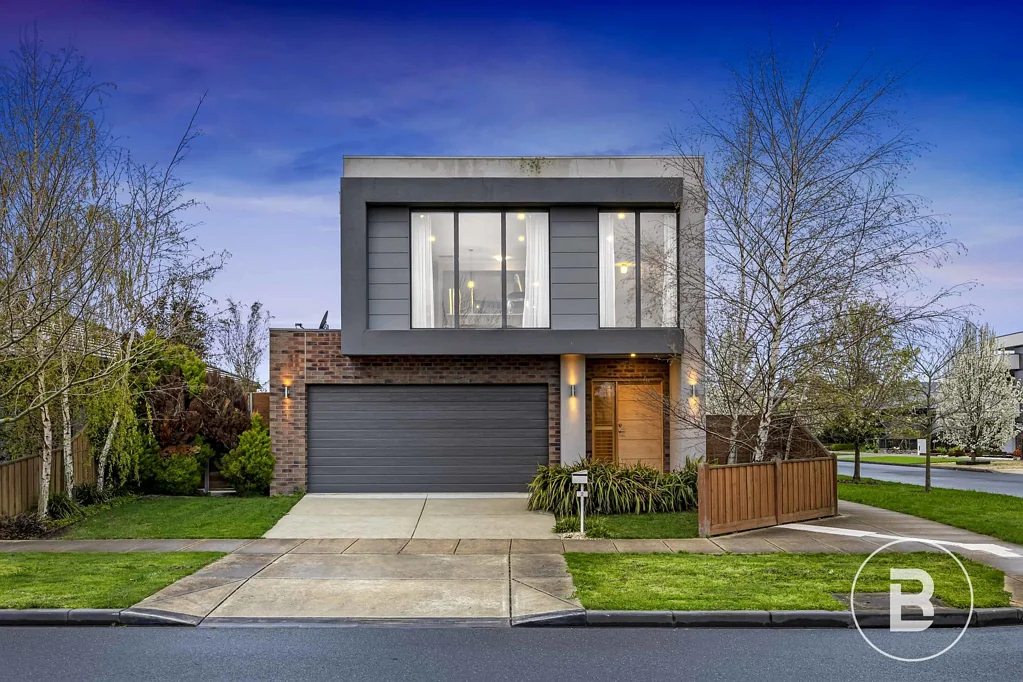 2 Regal Drive, Alfredton, VIC 3350