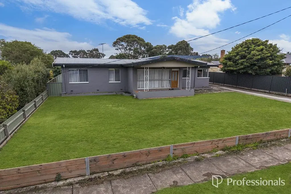 Hamilton 3कमरा MOVE IN READY WITH A SHED & MODERN UPGRADES
