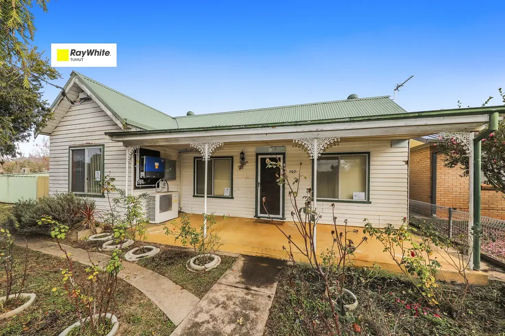 197 Capper Street, Tumut, NSW 2720