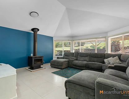 8 Mount Sugarloaf Drive, Glen Alpine, Macarthur Region, 5 Schlafzimmer, 2 Badezimmer, House