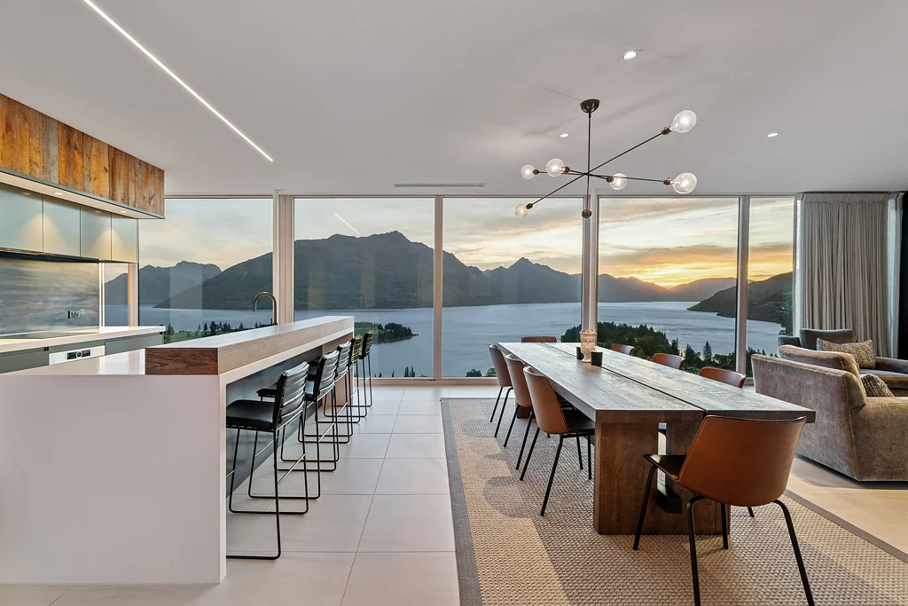 Queenstown 6房  Prestige living – Queenstown Hill masterpiece