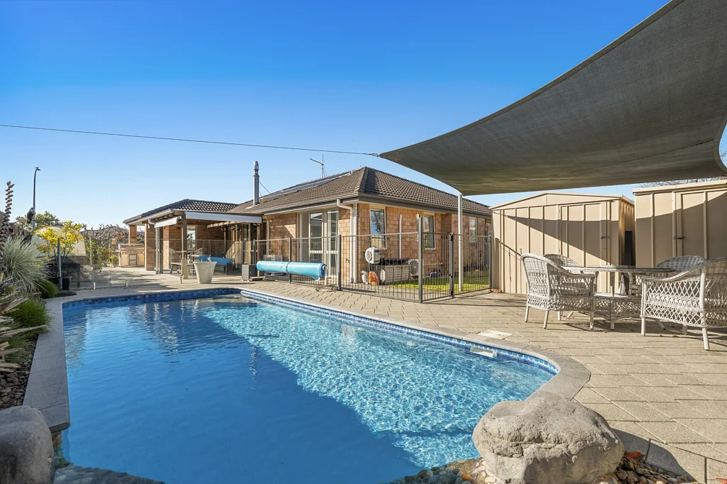 Papamoa 4Zimmer Walk to School, Home to the Pool