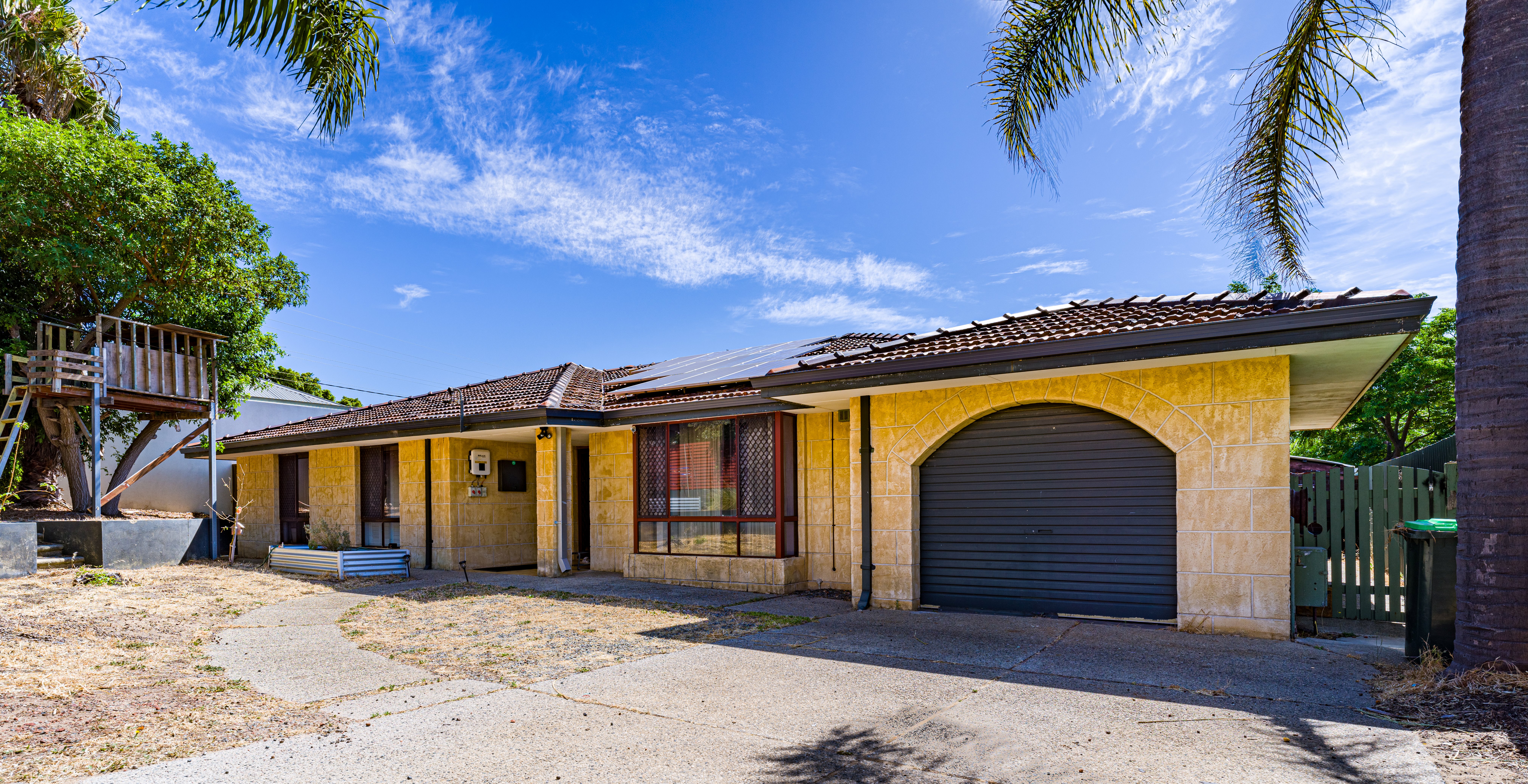 2 WHEELER RD, HAMILTON HILL WA 6163, 0部屋, 0バスルーム, House