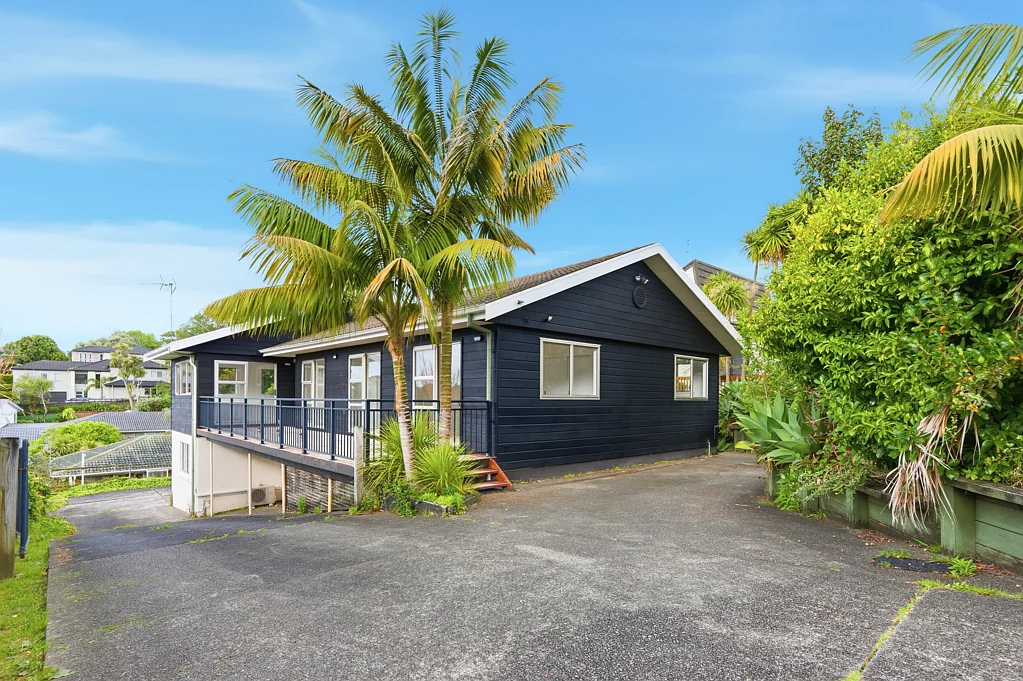 Hillcrest 6Zimmer Live in One, Rent the Other - Mortgage Helper