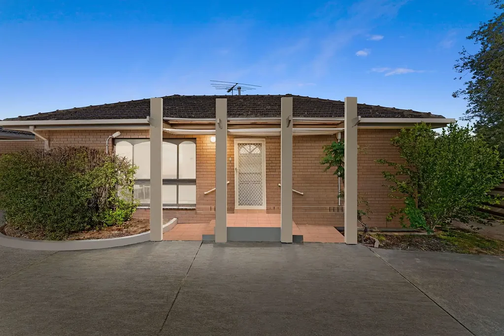 1/63 Carinish Road, Clayton, VIC 3168