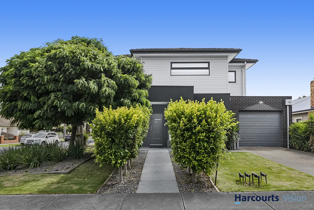 Niddrie 3غرفة نوم Exceptional living with exciting potential!