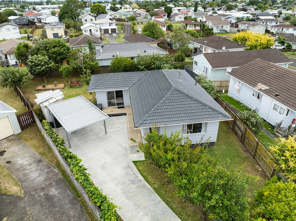 Clendon Park 3ਬੈੱਡਰੂਮ Family Home