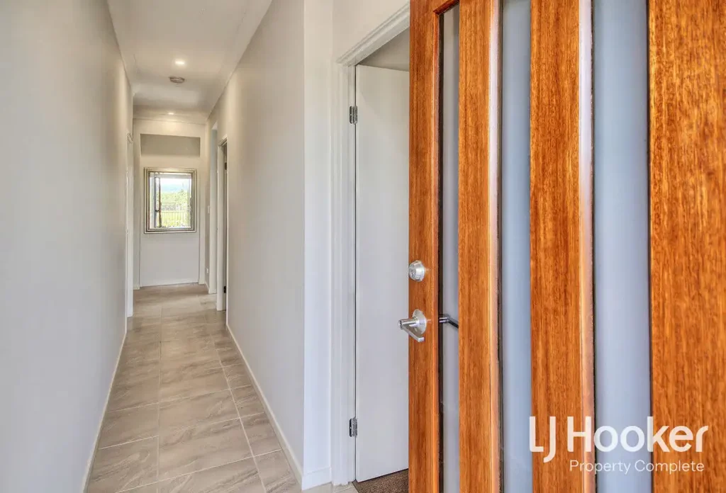 Stunning Family Home In the Heart Of Yarrabilba!