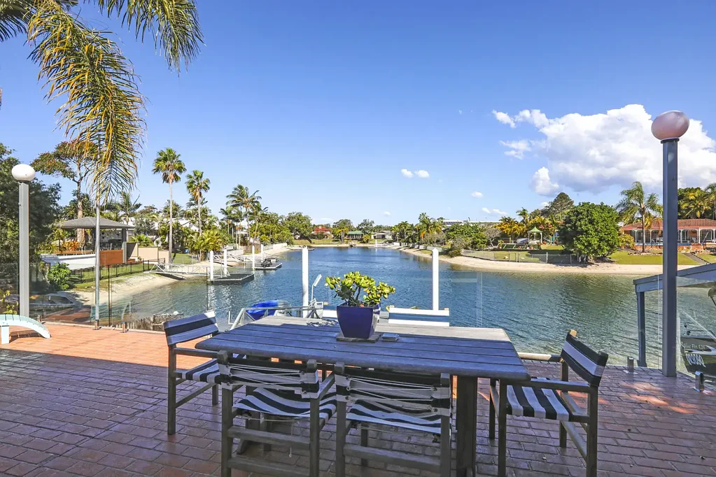 Spacious Waterfront Family Home with Pool in the Nobby Beach Precinct