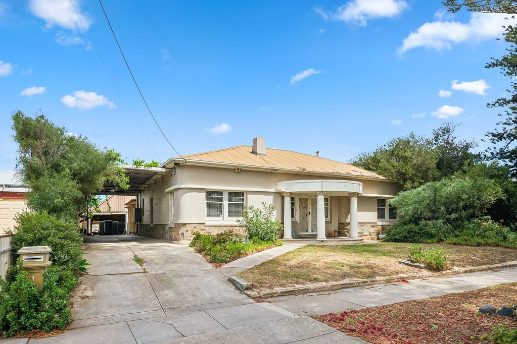 1 Reedie Street, Henley Beach, SA 5022