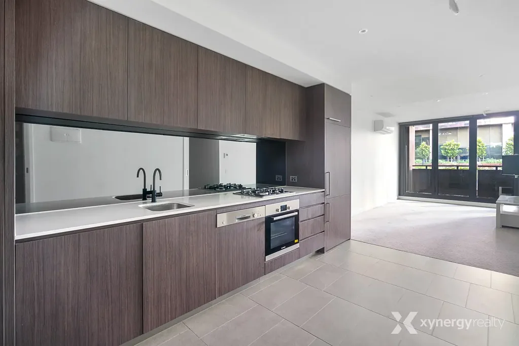 Modern 2-Bedroom, 2-Bathroom Apartment with Parking in Fulton Lane