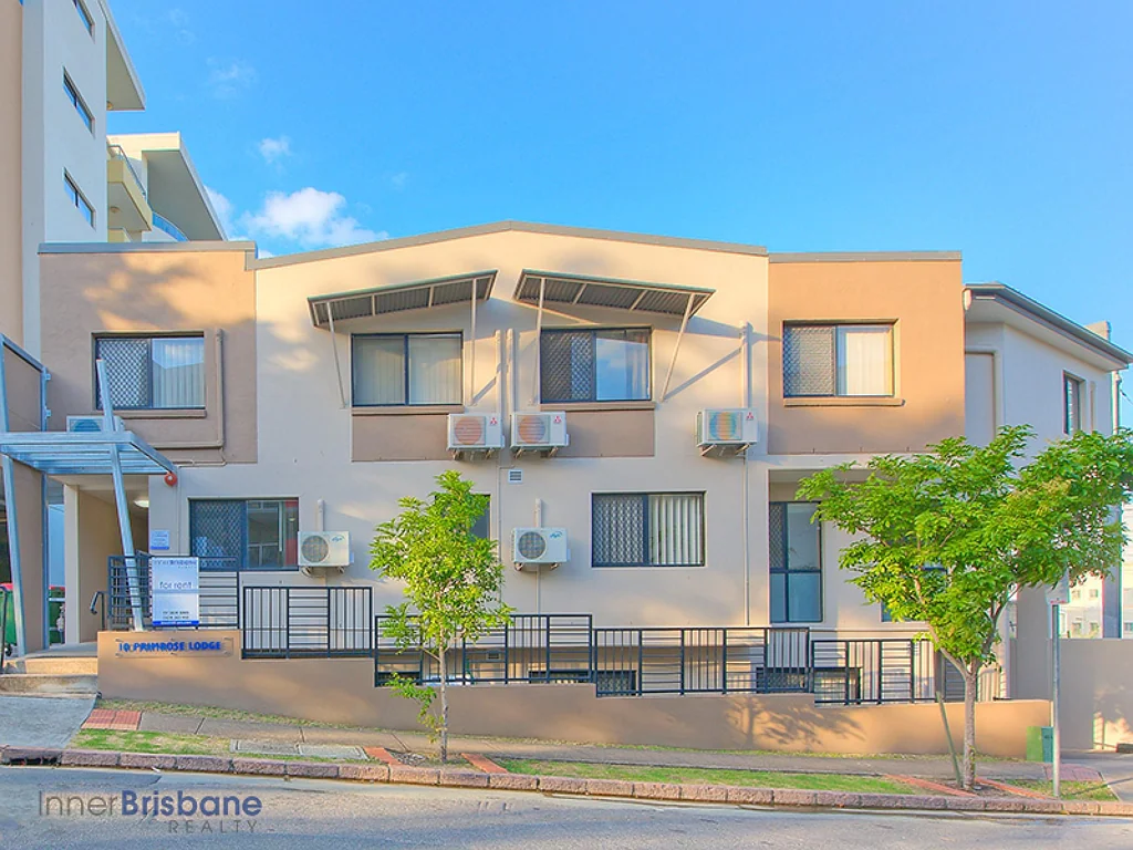 Furnished Studio Apartment