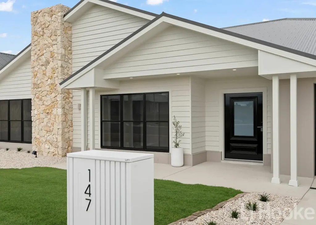 Kelso 4 Slaapkamer Elevated  Luxury - Brand New in Marsden Estate