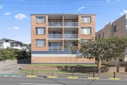 UNIT 4 56 KEMBLA ST, Wollongong