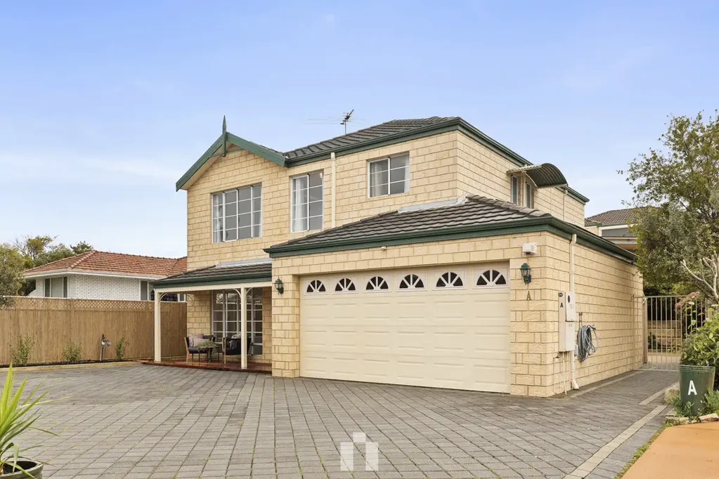 Wilson 5房  Immaculate Riverside Home In Premier Pocket.