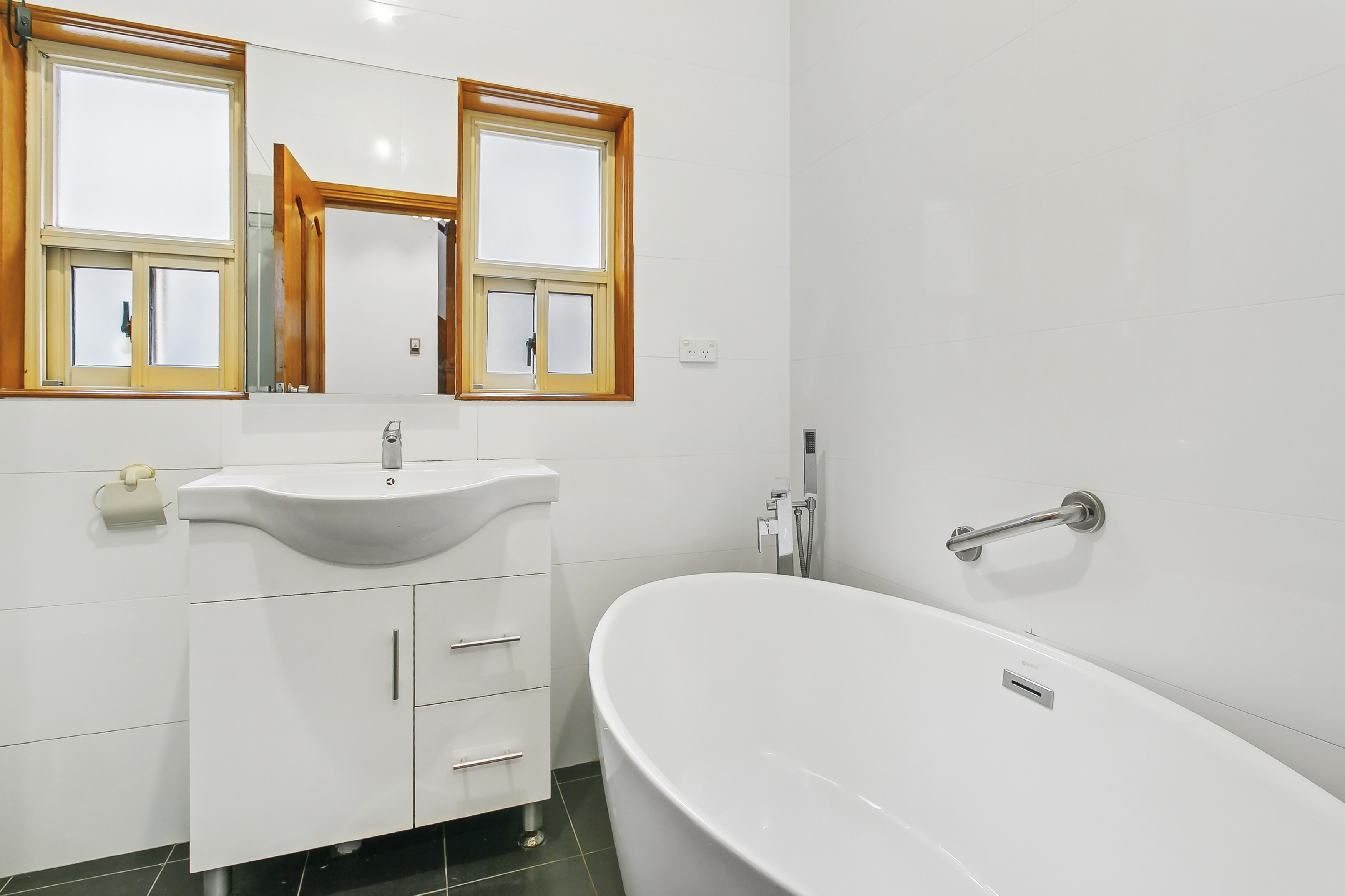 18 GARRAWEEN AV, NORTH BALGOWLAH NSW 2093, 0 chambres, 0 salles de bain, House