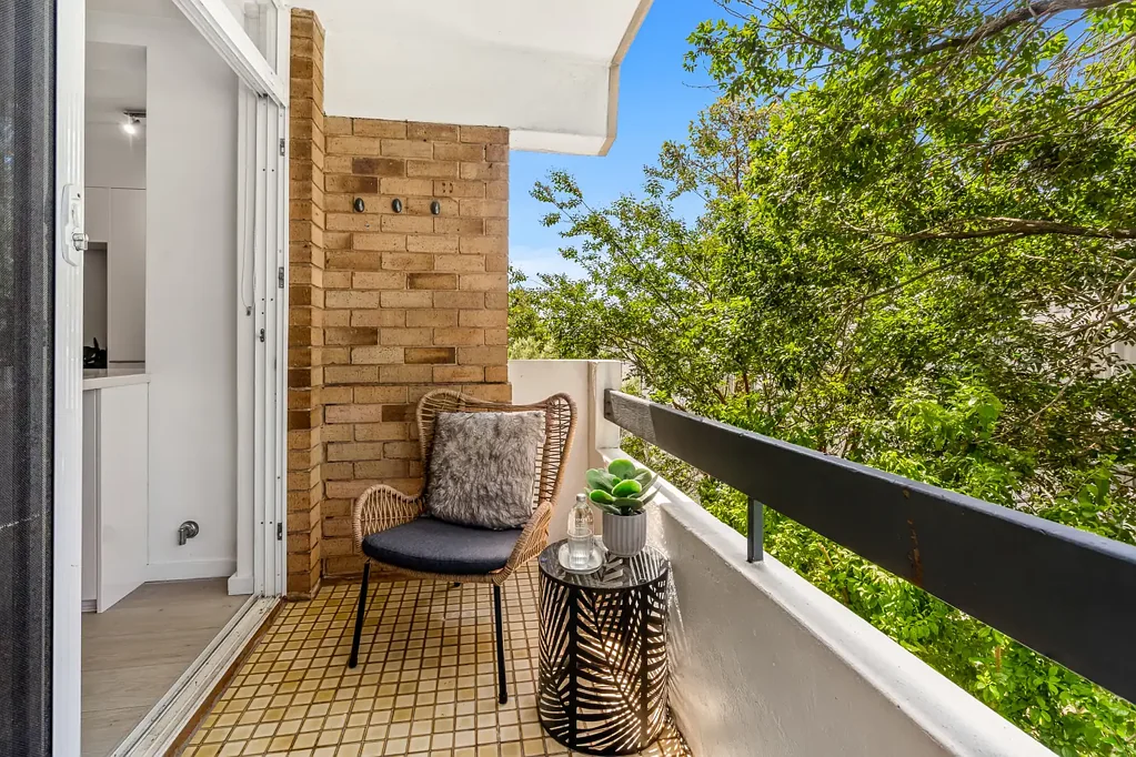 8/68-70 Pacific Parade, Dee Why, NSW 2099