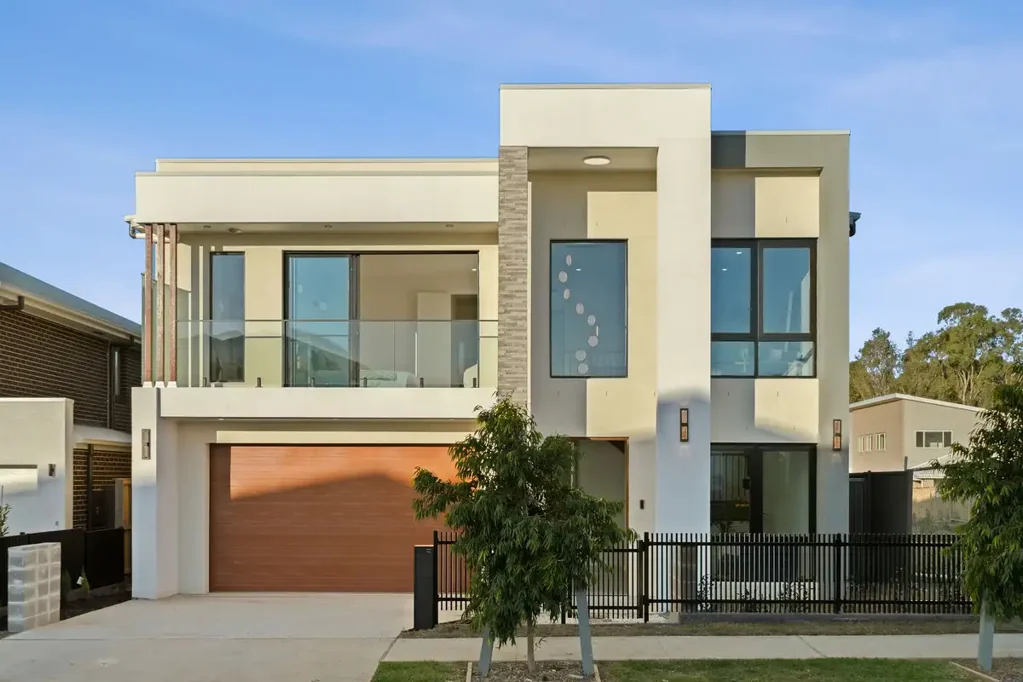 Oran Park 5Zimmer Brand New Home with Style & Versatility!!